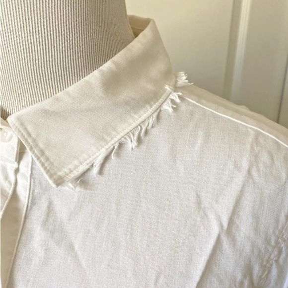 Cloth & Stone Anthropologie Top Blouse Sz Medium White Long Sleeve Distressed - Picture 3 of 7